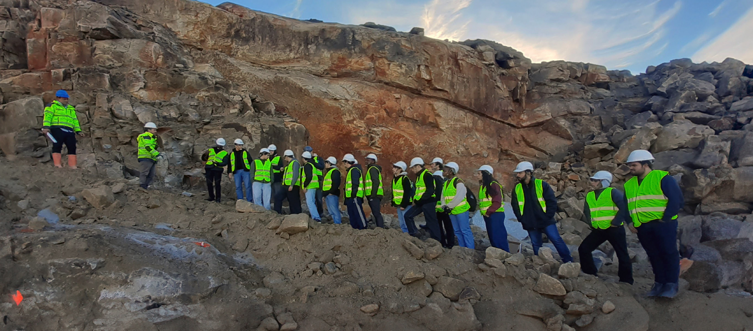 Estudantes exploram soluções sustentáveis no setor da extração de agregados 
