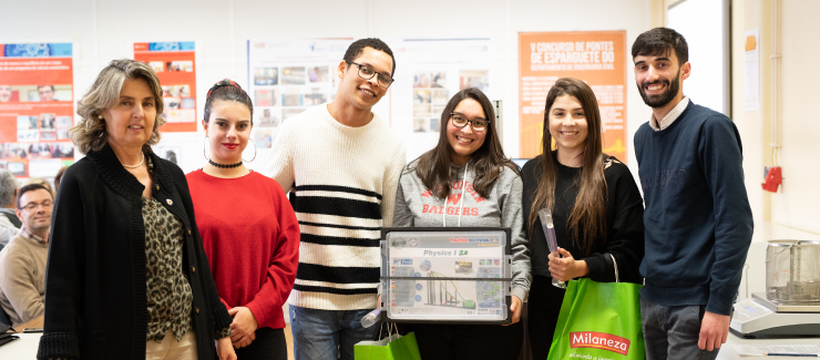 Vencedores do concurso de pontes esparguete