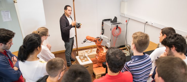 Abertas propostas de estágio curricular na área de Engenharia Mecânica