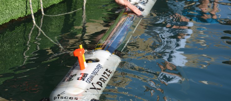 Investigadores na final de competição para explorar o mar profundo